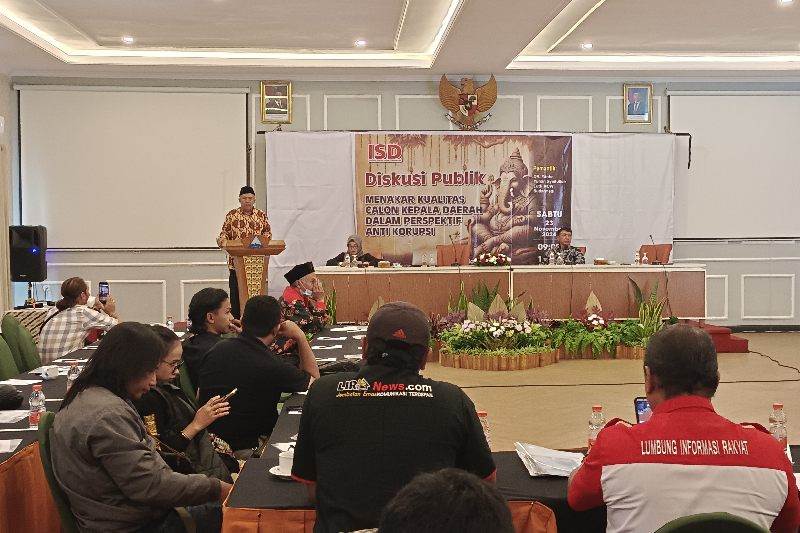 Diskusi Publik