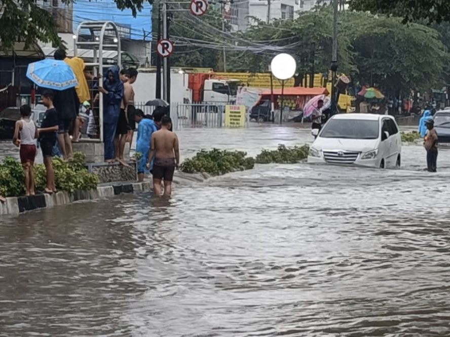 Tanggapi Kritik DPRD, Wahyu Hidayat: Berbagai Program Pengendalian Banjir Sudah Berjalan