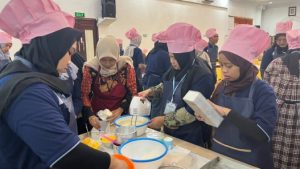 Pemkot Malang Latih Pencari Kerja dan Buruh Rokok Membuat Roti dan Kue